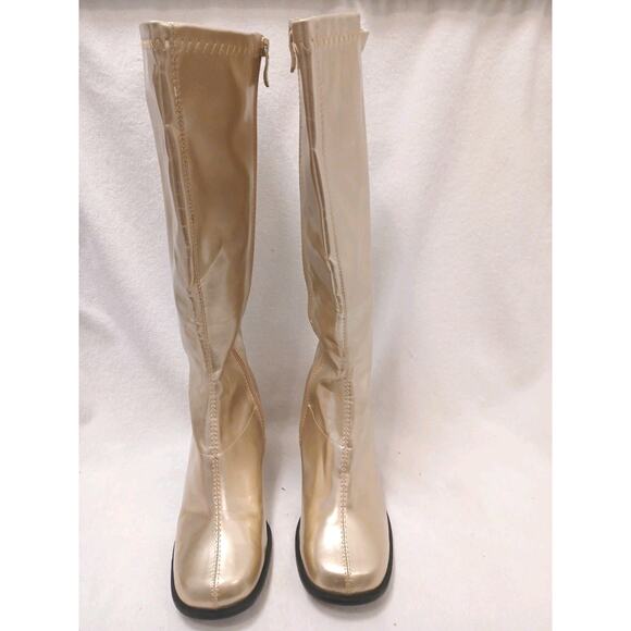 Gold GOGO Boots Wide Calves Sz 8 Block Heels Zipper Round Toe Rain Barbiecore
